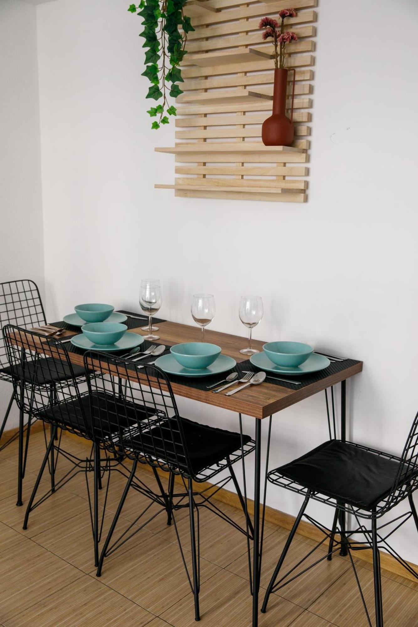 Color Apartments Corneliu Coposu No3 Bucharest Exterior photo