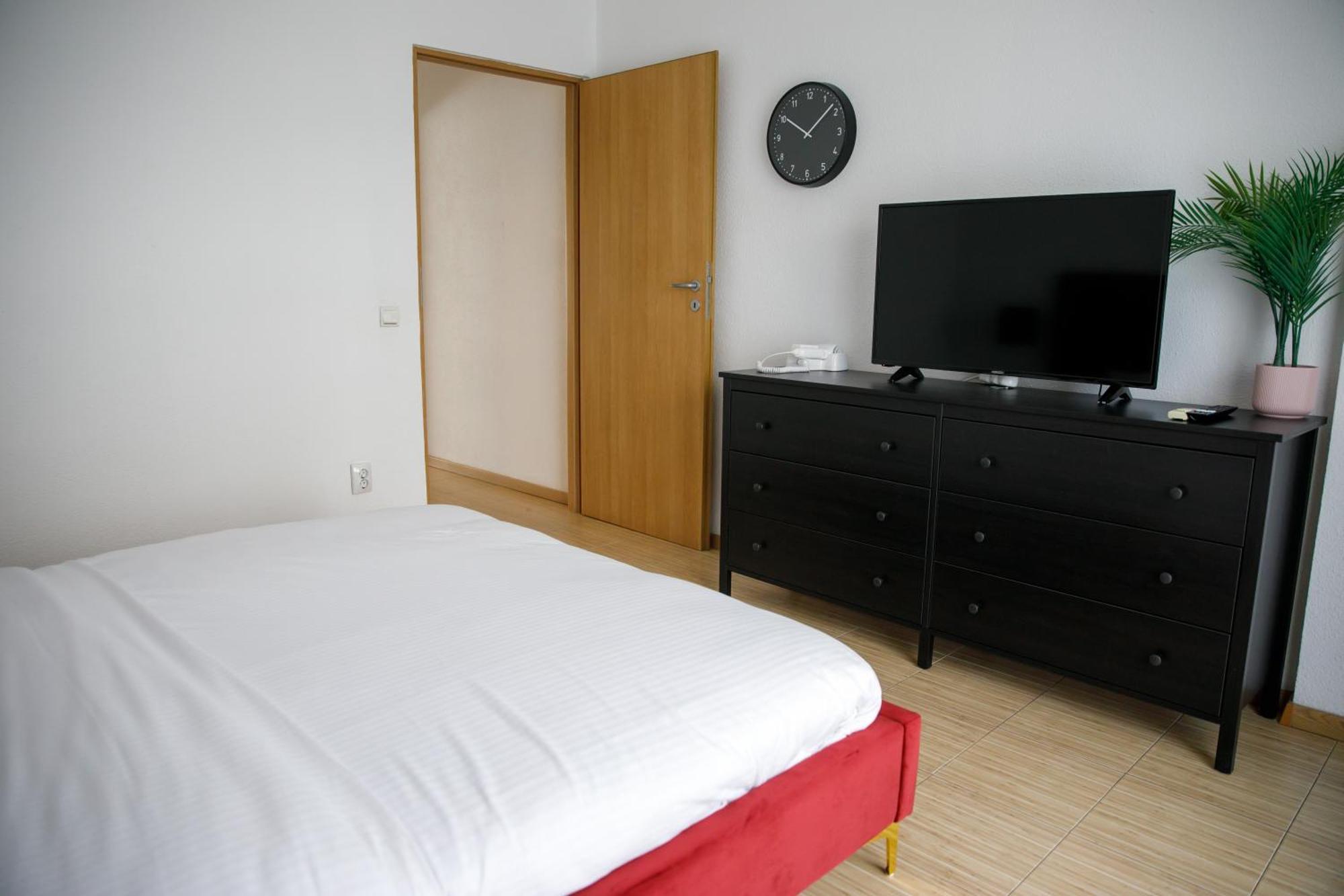 Color Apartments Corneliu Coposu No3 Bucharest Exterior photo