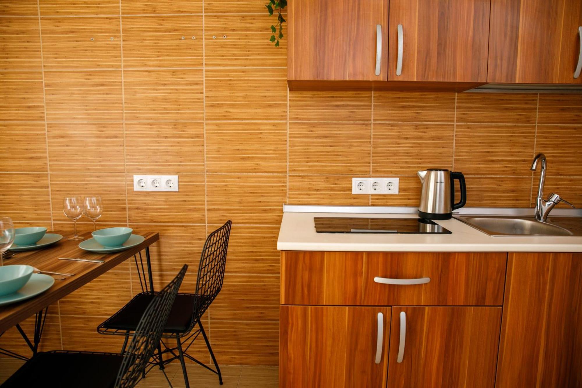 Color Apartments Corneliu Coposu No3 Bucharest Exterior photo