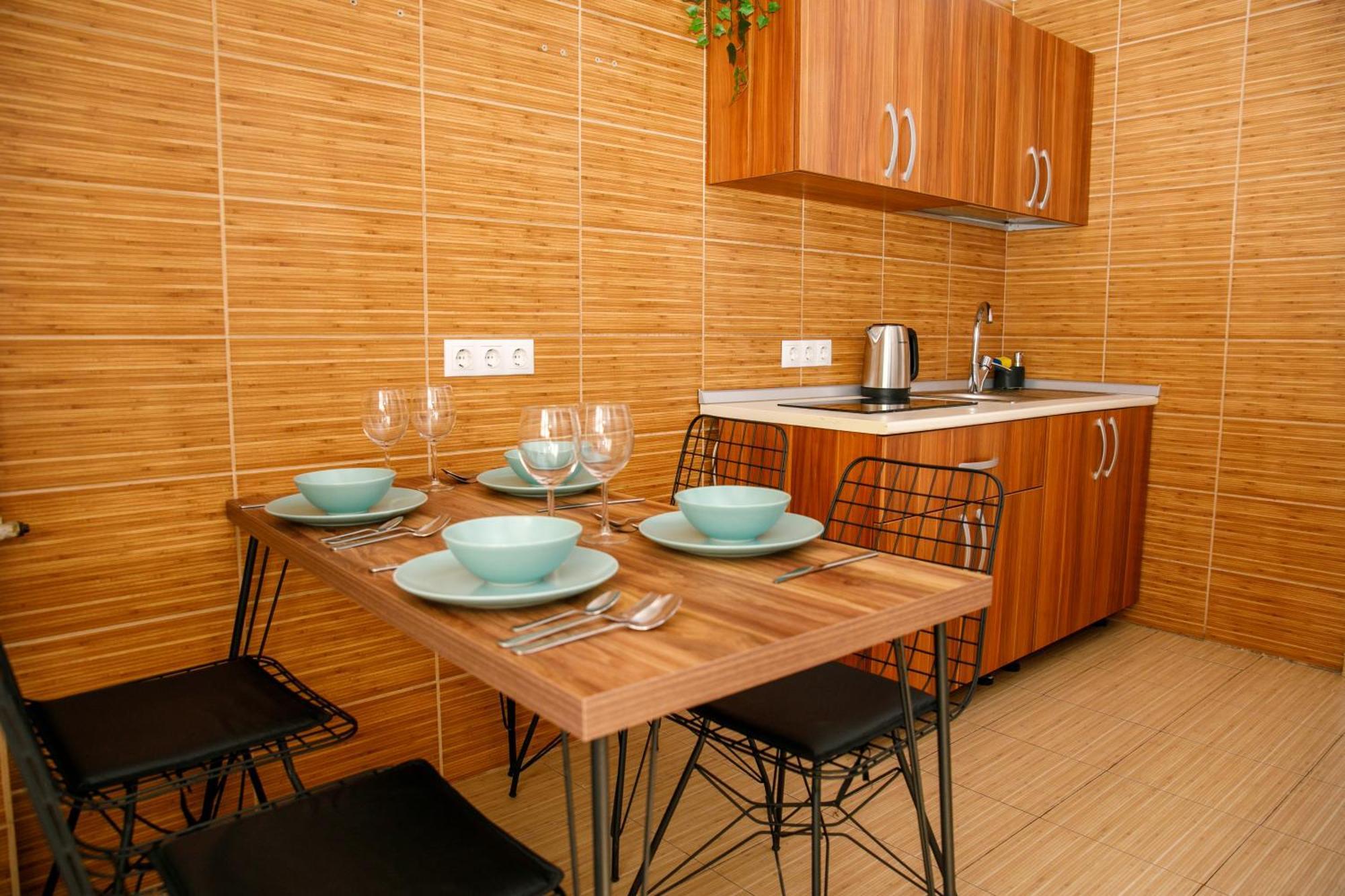 Color Apartments Corneliu Coposu No3 Bucharest Exterior photo